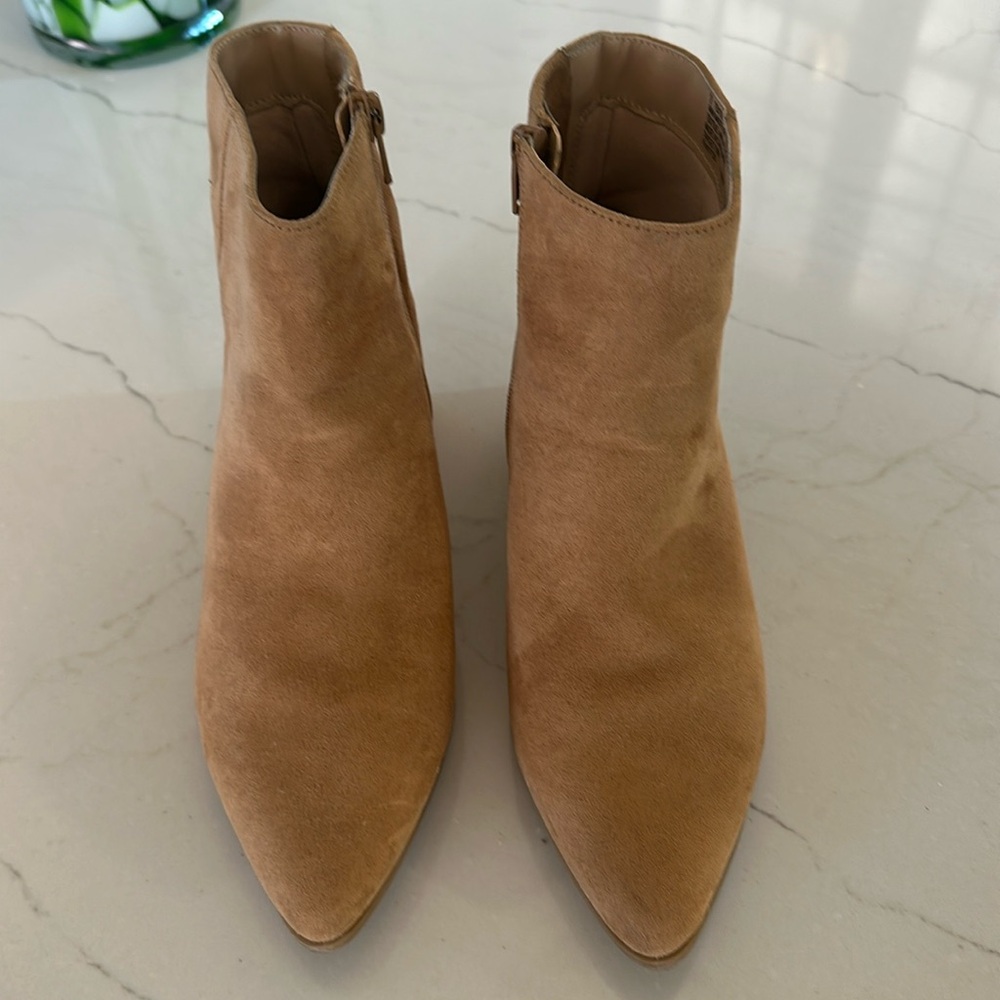 A new day ankle booties Size 6